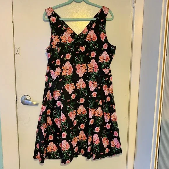 Lady V Of London Dresses | Lady Vintage Of London Iris Fit & Flare Dress / Size 20 | Color: Black/Pink | Size: 20 | Tarashuai's Closet